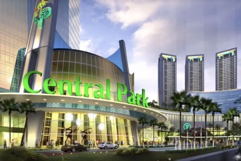 Central Park Mall